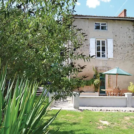 Holiday Le Vignaud L-778